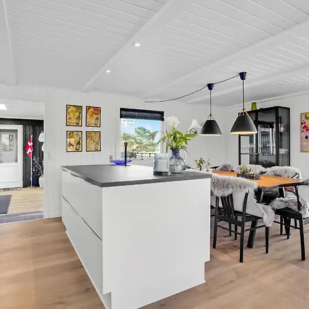 Stunning In With House A Panoramic View Holiday home *