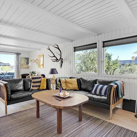 Stunning In With House A Panoramic View Fano