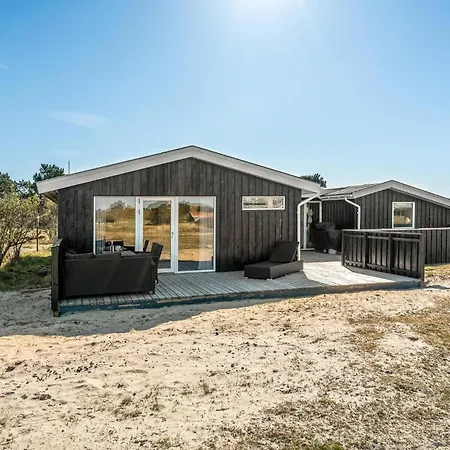 Stunning In With House A Panoramic View *